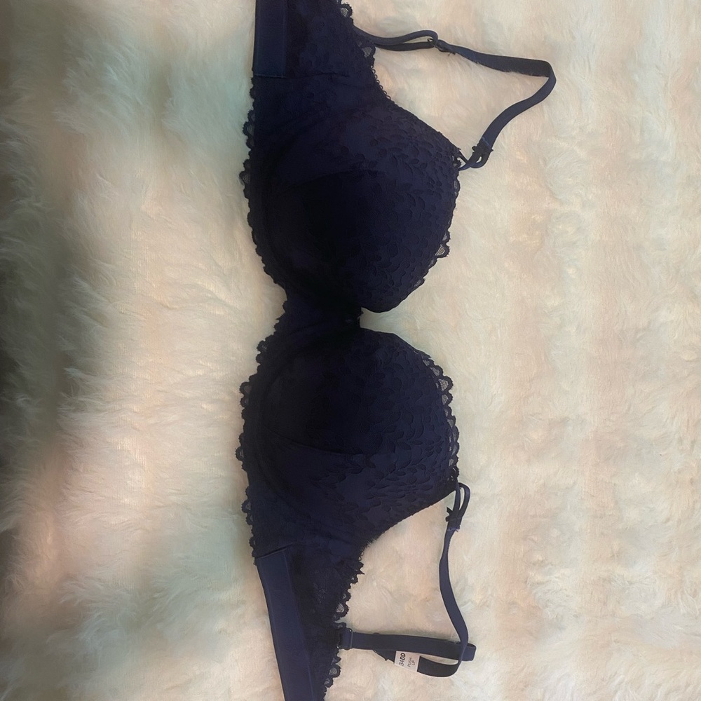 PINK Victoria's Secret Blue Lace Bra